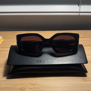 DSQUARED2 Black Square Sunglasses